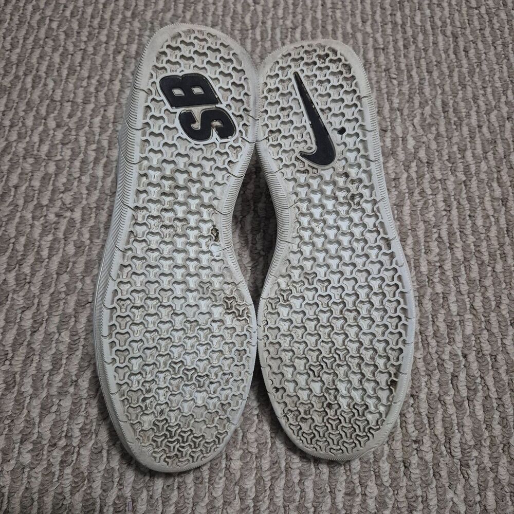 Nike SB Nyjah Free 2 Summit White Men Size 7 Skate Shoes BV2078-100 EUC - Picture 6 of 7